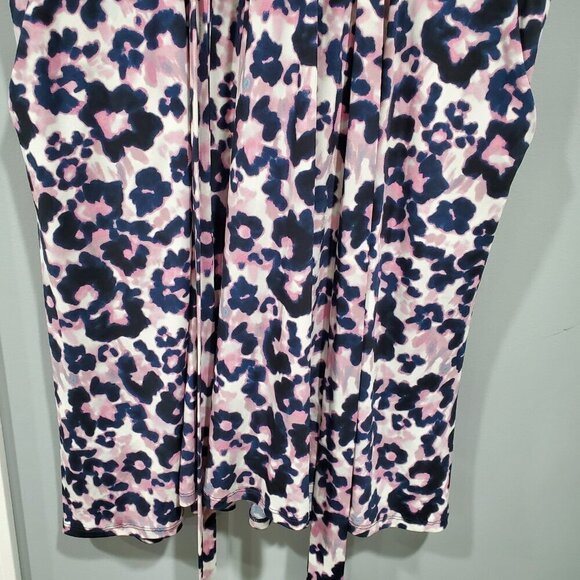 Torrid Tie-Dye Animal Print Surplice Faux Wrap Dress Short Sleeve Tie Pink 3X - Picture 3 of 14